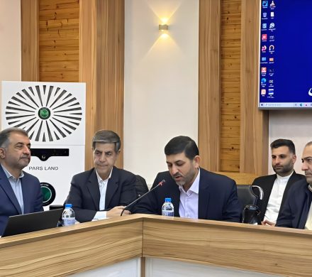 تمرکز مدیریتی صنایع مطالبه جدی خوزستان است